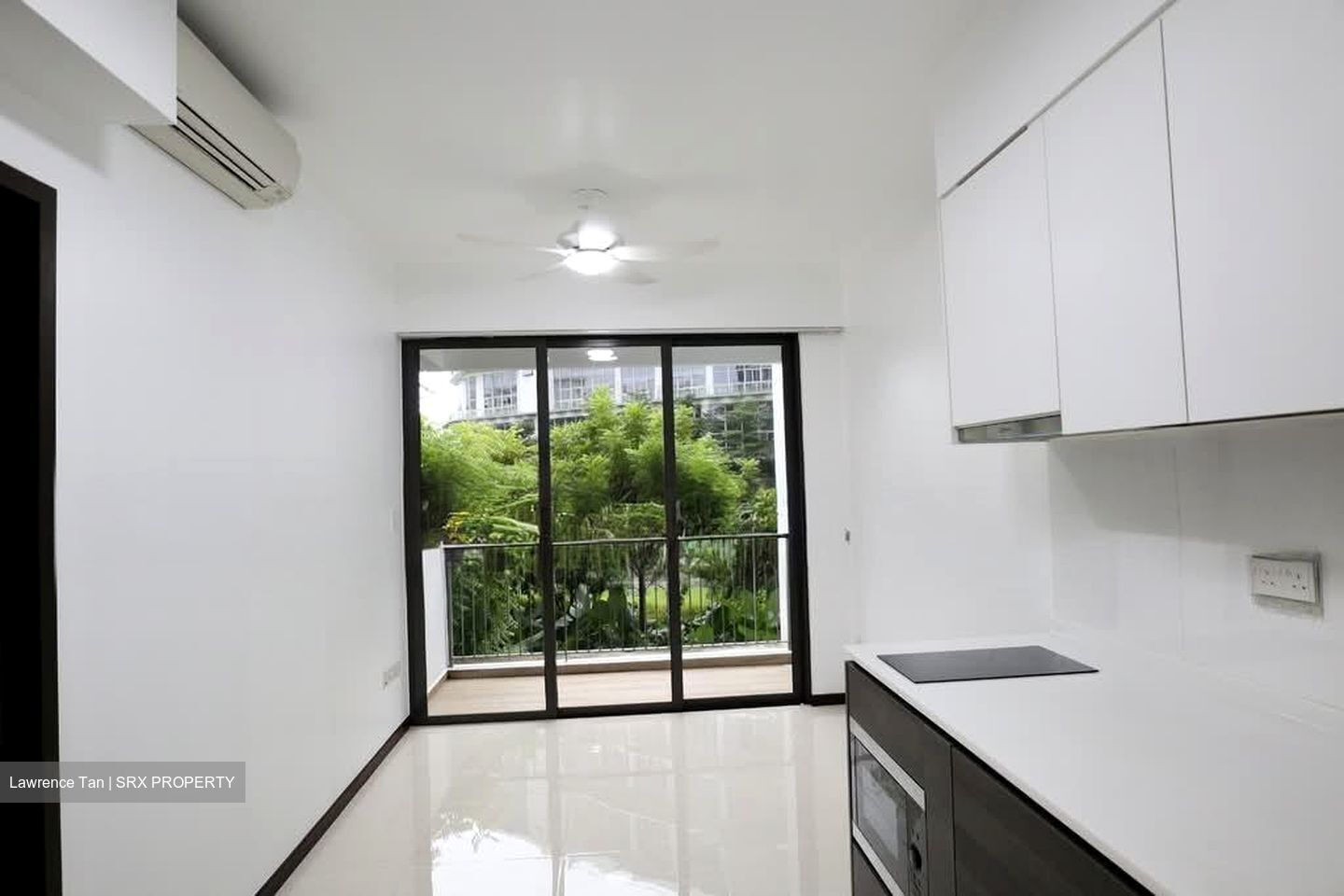 Sims Urban Oasis (D14), Condominium #556955071